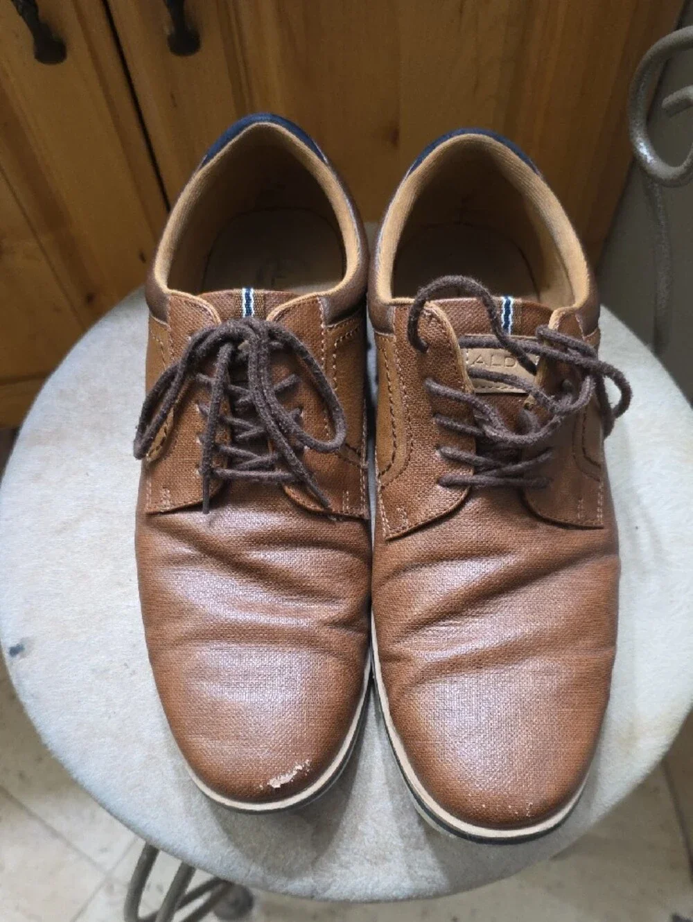 ALDO Men's Tan Brown Leather Derby Shoes with Dark Brown Laces